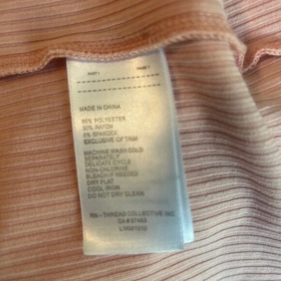 Laundry by Shelli Segal Salmon V-neck sleeveless tiered dress, size L - Picture 5 of 5